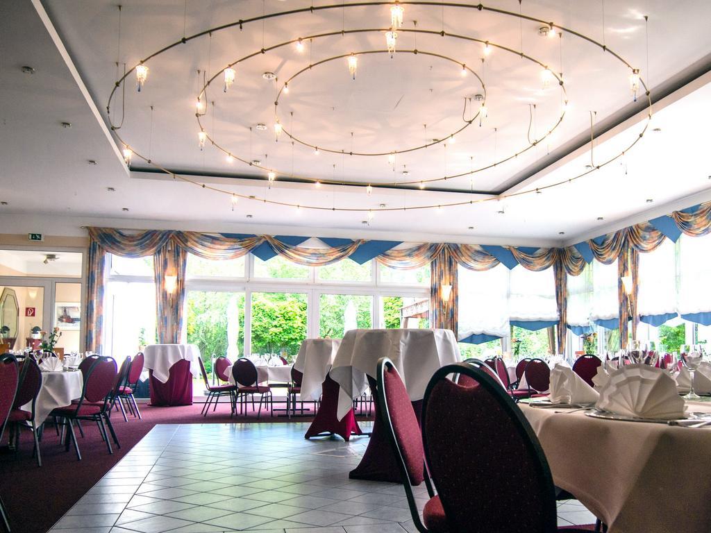 Hotel Restaurant Zum Werdersee Бремен Екстериор снимка